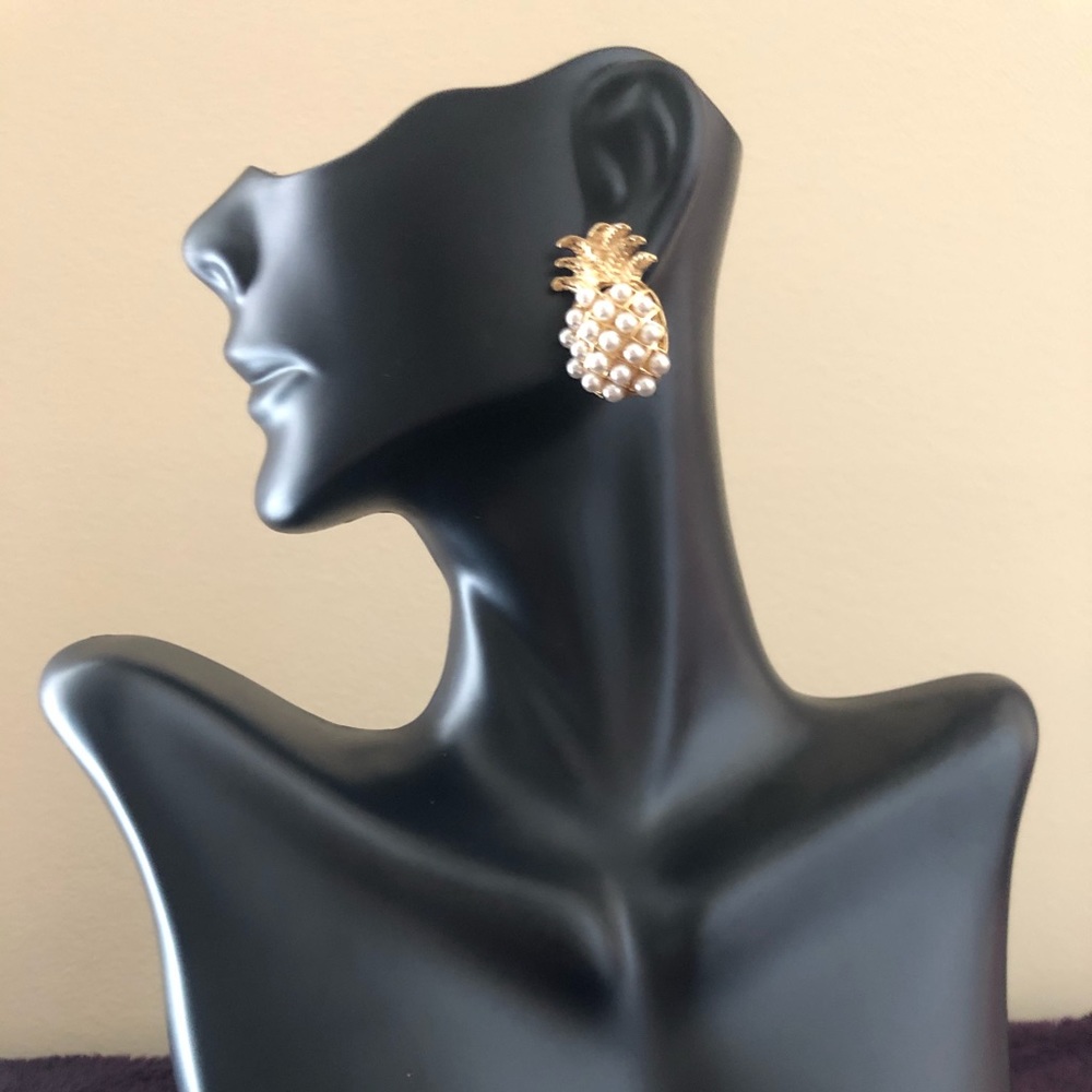 Pineapple Shaped Pearl Earrings
